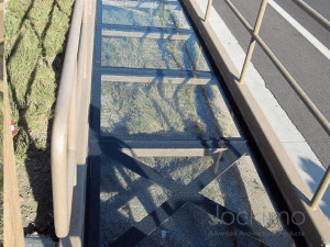 San Clemente bridge glass grit