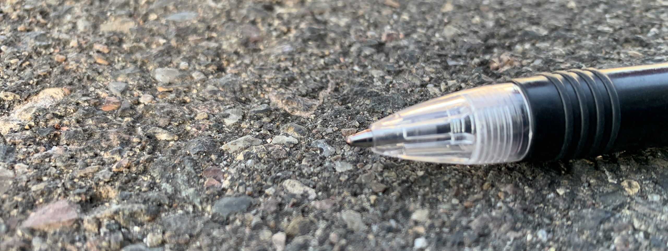 road pavement with average skid resistance with pendulum test value of 66